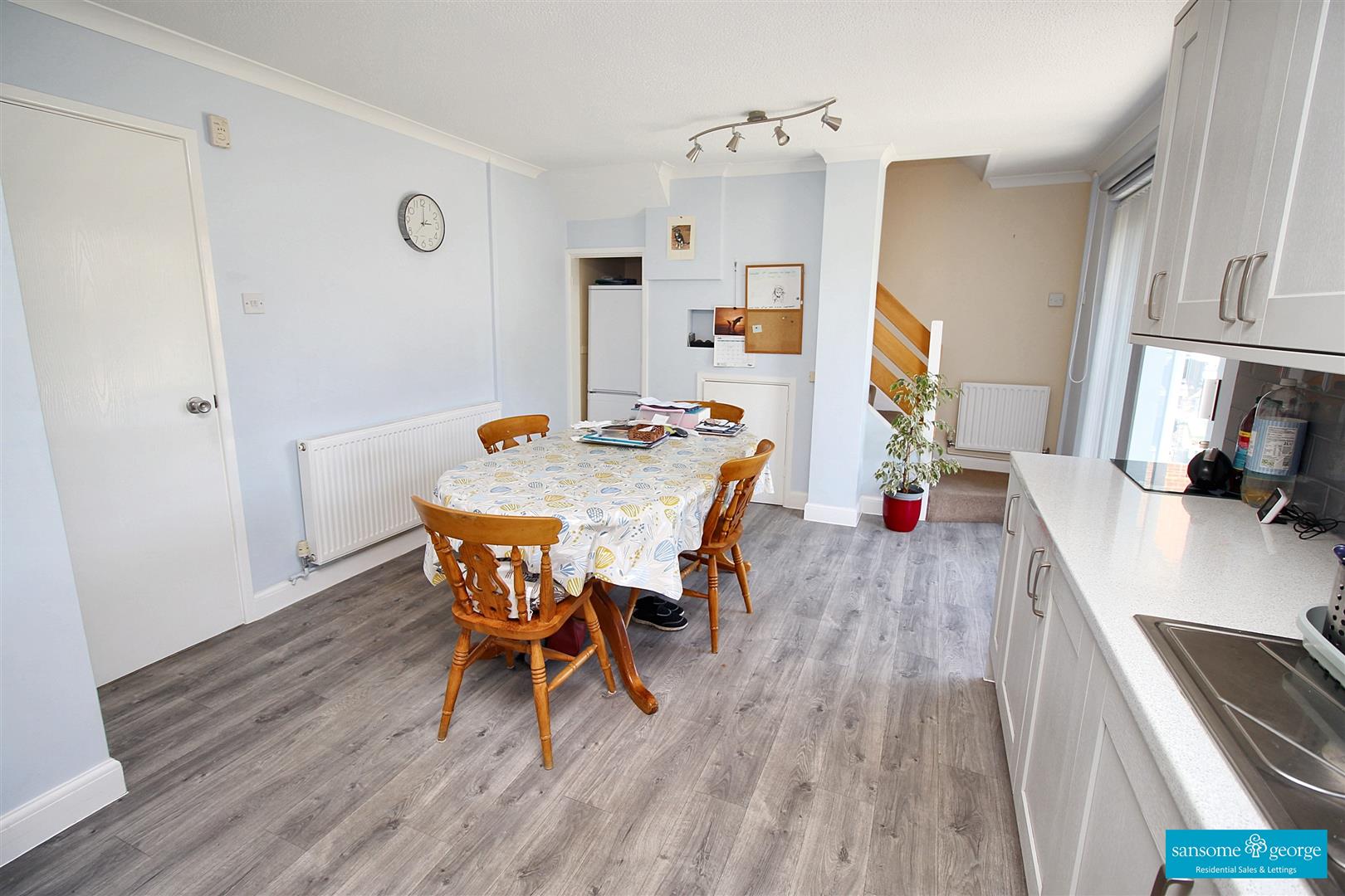 Sheraton Drive, Tilehurst, Reading